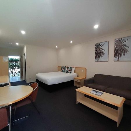 红桥汽车旅馆 Woombye 外观 照片