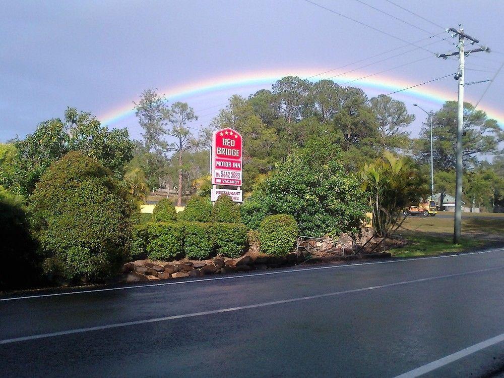 红桥汽车旅馆 Woombye 外观 照片